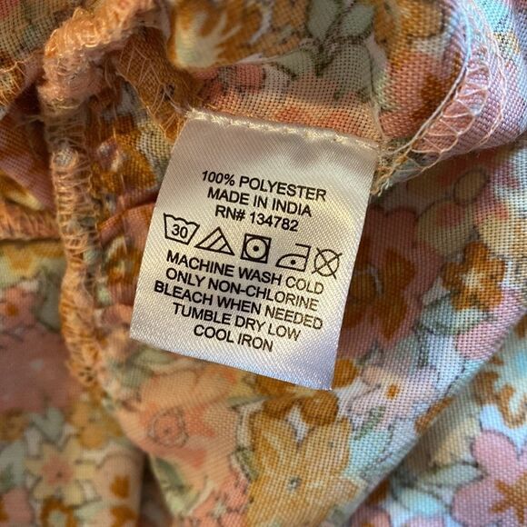 Hint Of Blush Ditsy Smocked Tiered Floral Peasant Mini Dress Size Medium - Picture 8 of 10